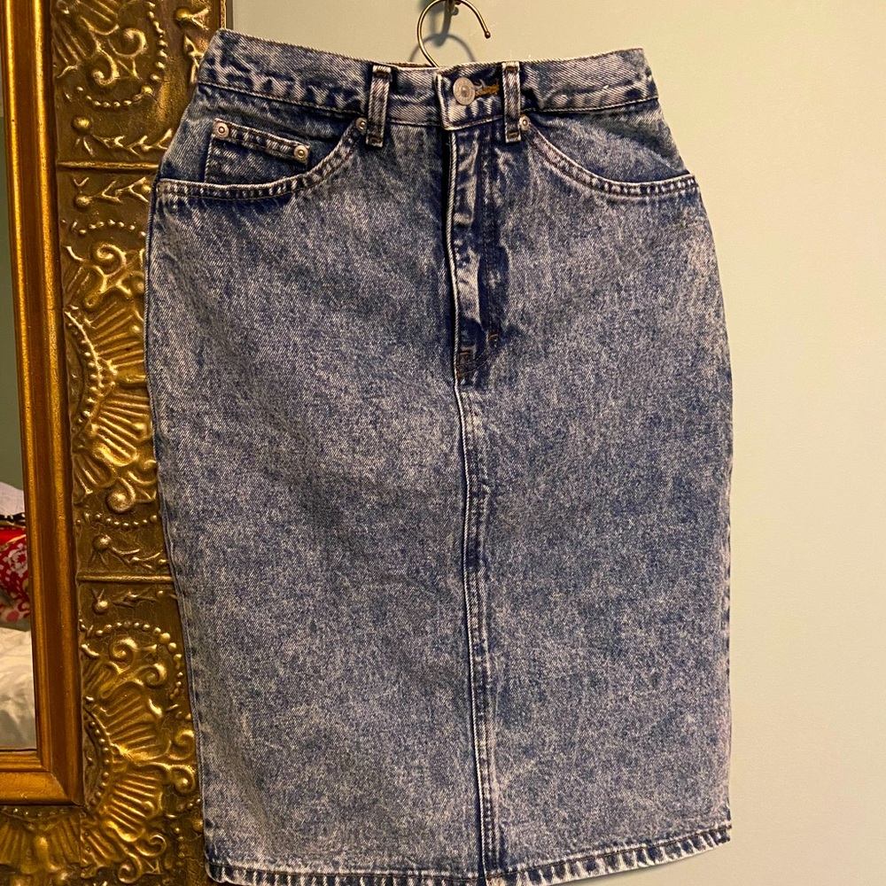 Vintage Jordache Jean Skirt, acid wash, size 7